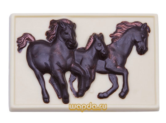 Шоколадная плитка "Три гнедых коня"